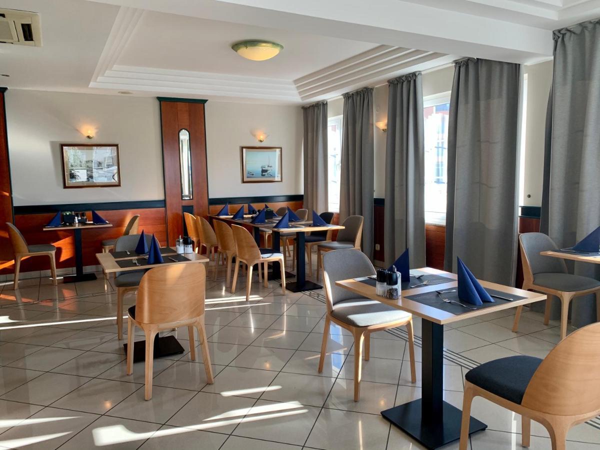 Hotel Mediteran Задар Екстериор снимка