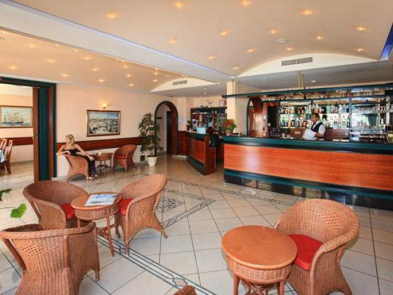 Hotel Mediteran Задар Екстериор снимка