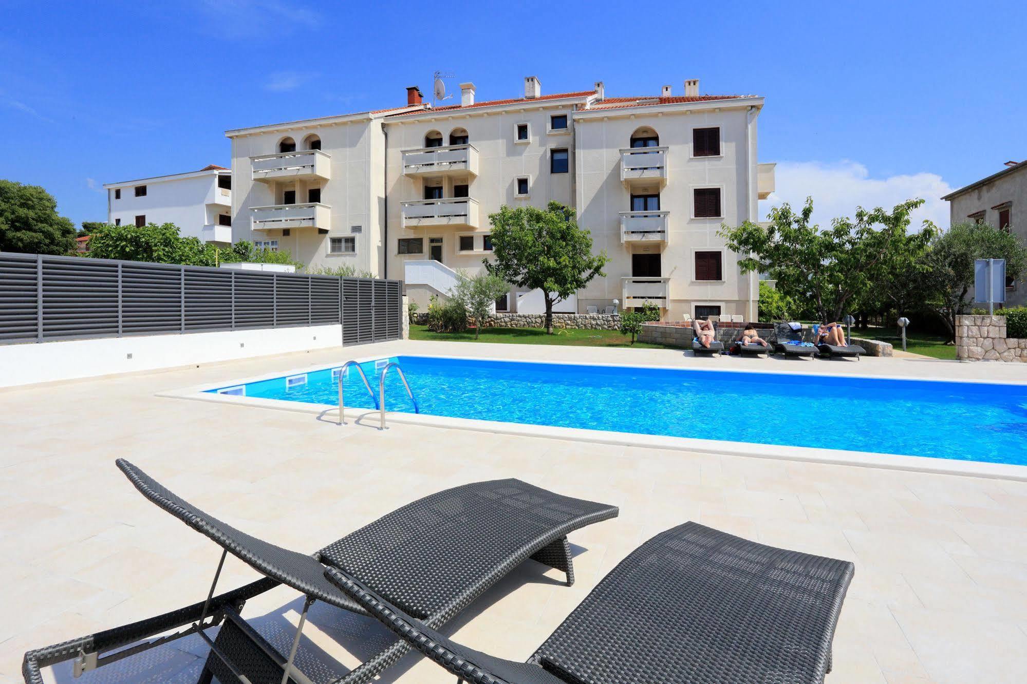 Hotel Mediteran Задар Екстериор снимка